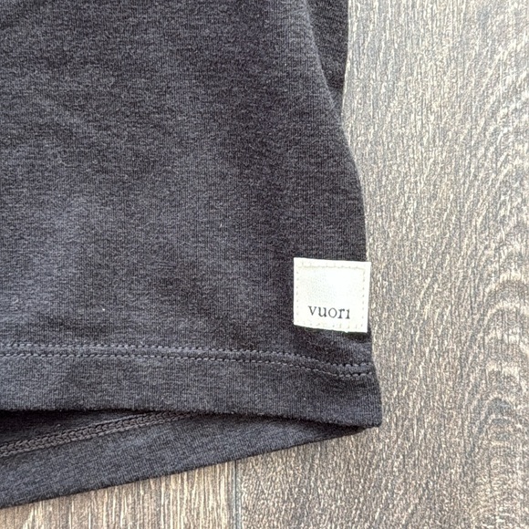 Women’s Vuori Sports Bra / Top - Color: Black - Size Small - Picture 2 of 9